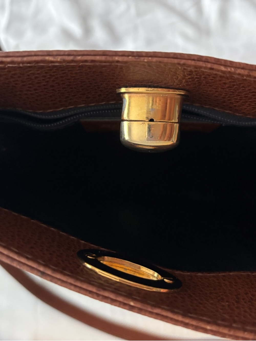 Boots N Bags Shoulder Bag - Picture 5 of 5